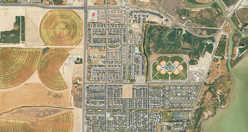 Leica DMC-4X redefines productivity for large-area mapping | Leica ...