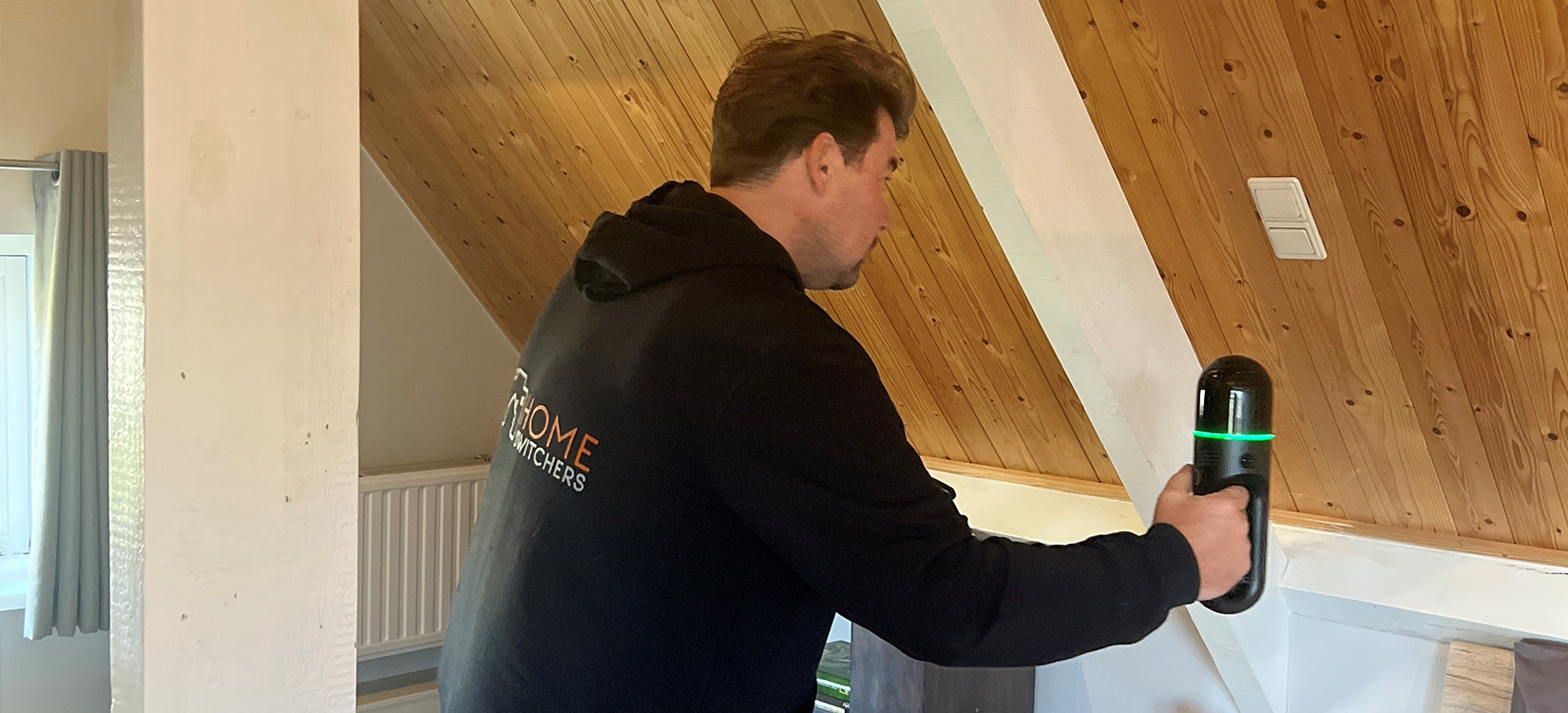 SkyBird and HomeSwitchers 2D kamer scannen in woning met Leica BLK2GO voor vastgoedpresentatie