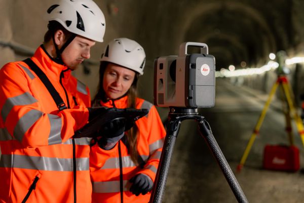 LeicaRTCHeroKeyShotTunnel06263sitecore