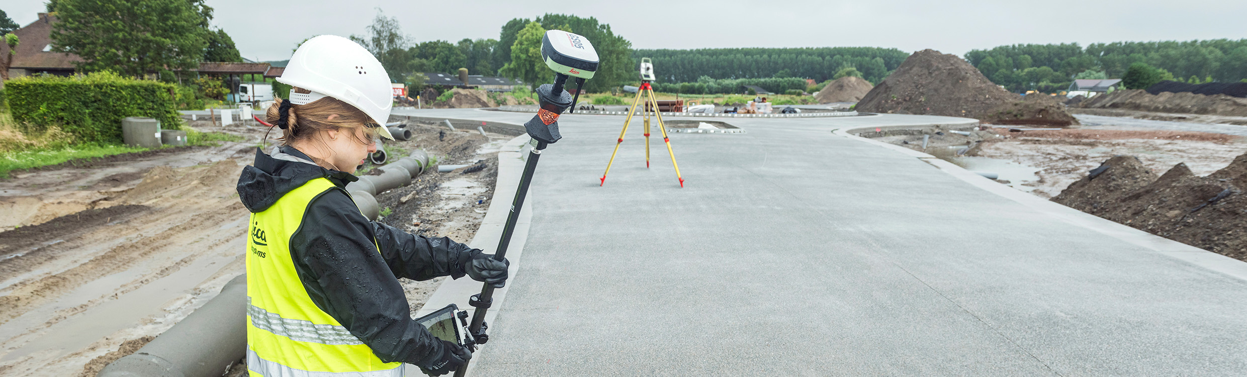 Leica-GS05-SmartPole-LTE-CS30-TPS-application-image---2480x750